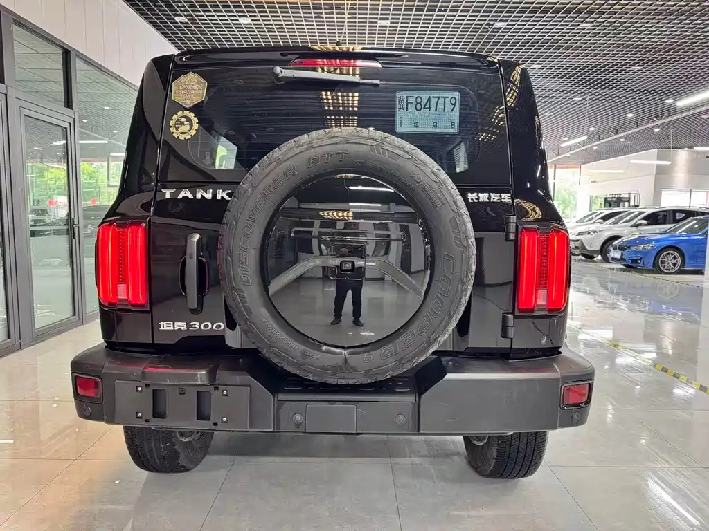 Tank 300 2023