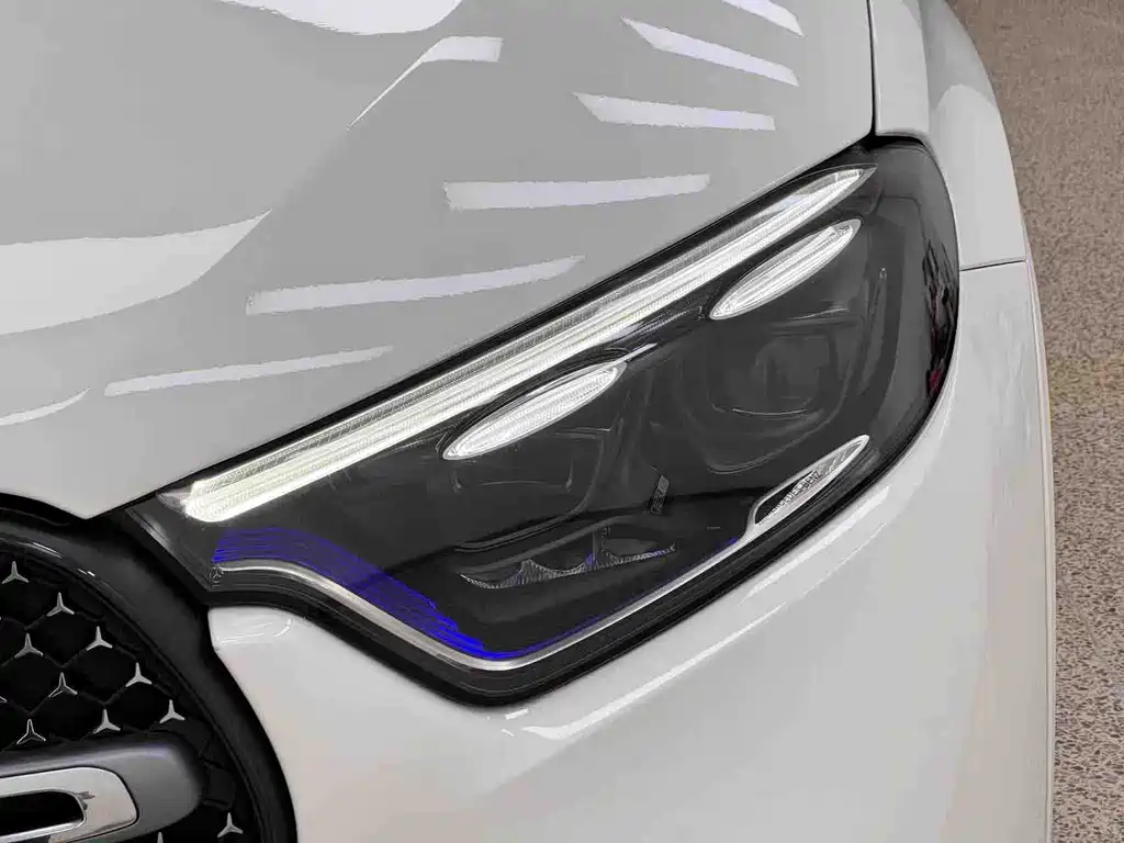 Mercedes-Benz GLC 2023 — фото 4