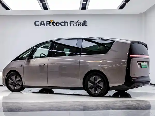 Li Auto MEGA 2025