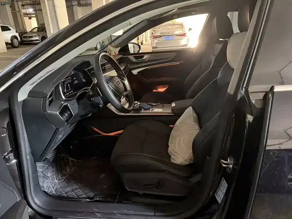 Audi A7L 2026