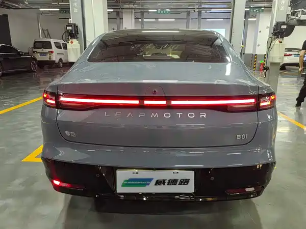 Leapmotor B01 2025