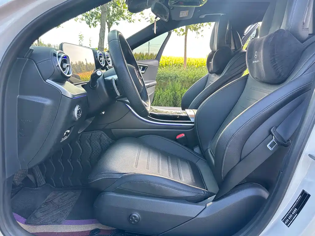 Mercedes-Benz C-Class 2023 — фото 19