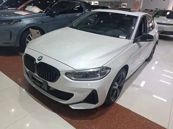 BMW 1 Series 2023