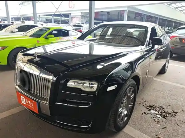 Rolls-Royce Ghost 2015