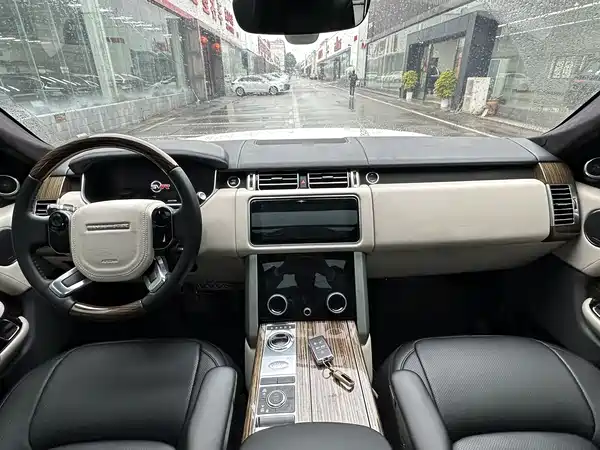 Land Rover Range Rover 2018