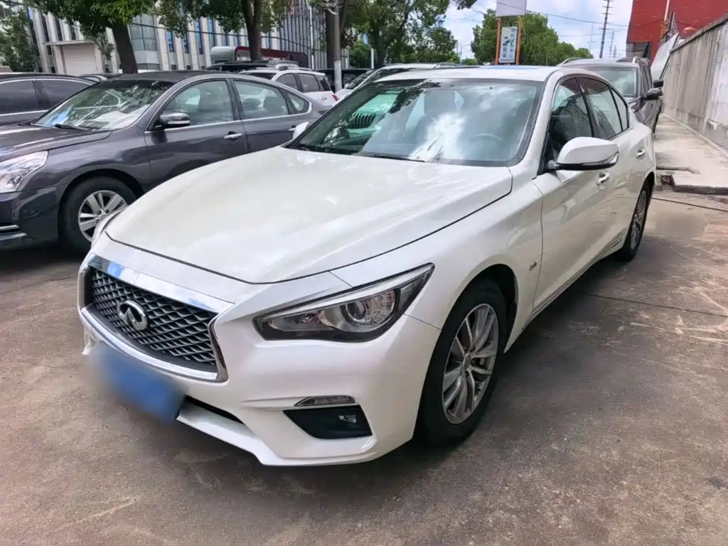 Infiniti Q50L 2019 — фото 2