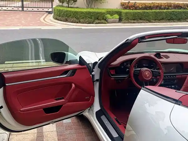 Porsche 911 2021
