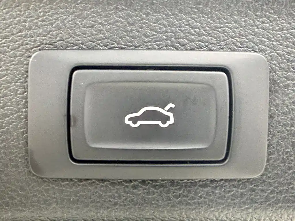 Audi Q3 2022 — фото 22