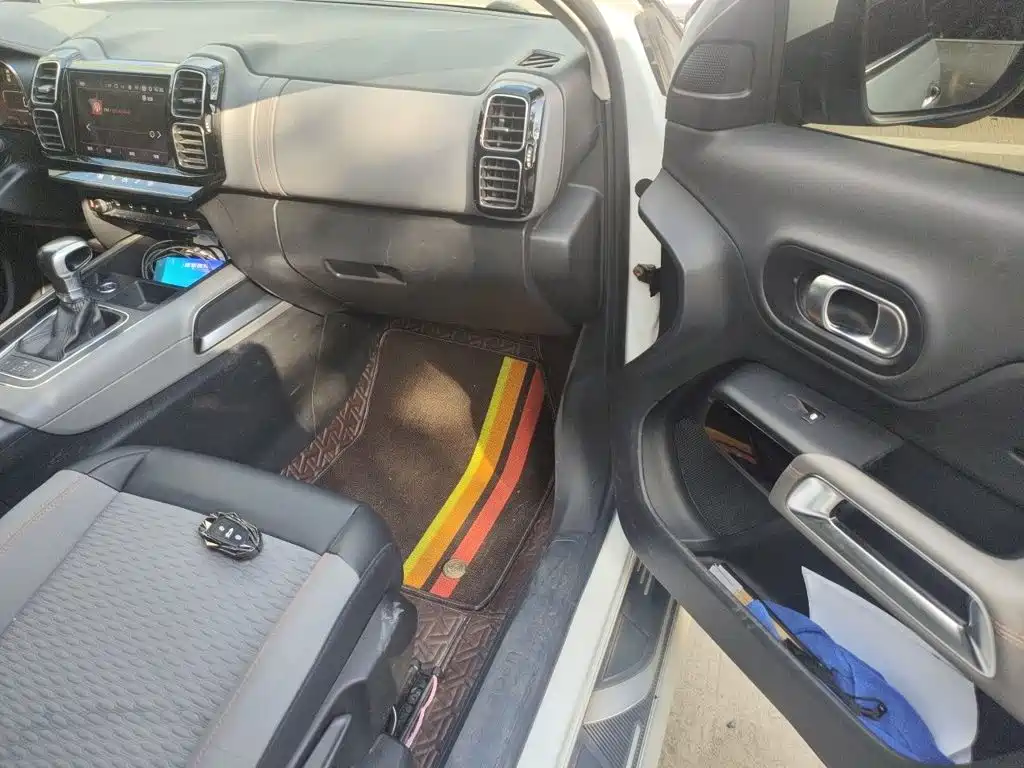 Citroën C5 Aircross 2017 — фото 15