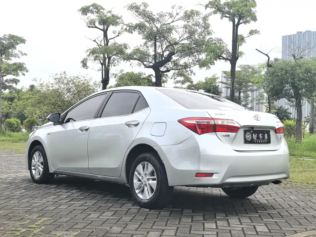 Toyota Corolla 2015 — фото 15