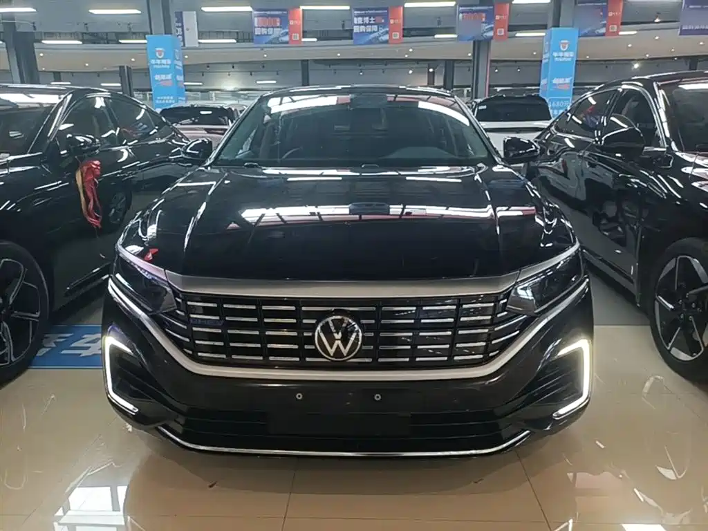 Volkswagen Passat PHEV 2024 — фото 3