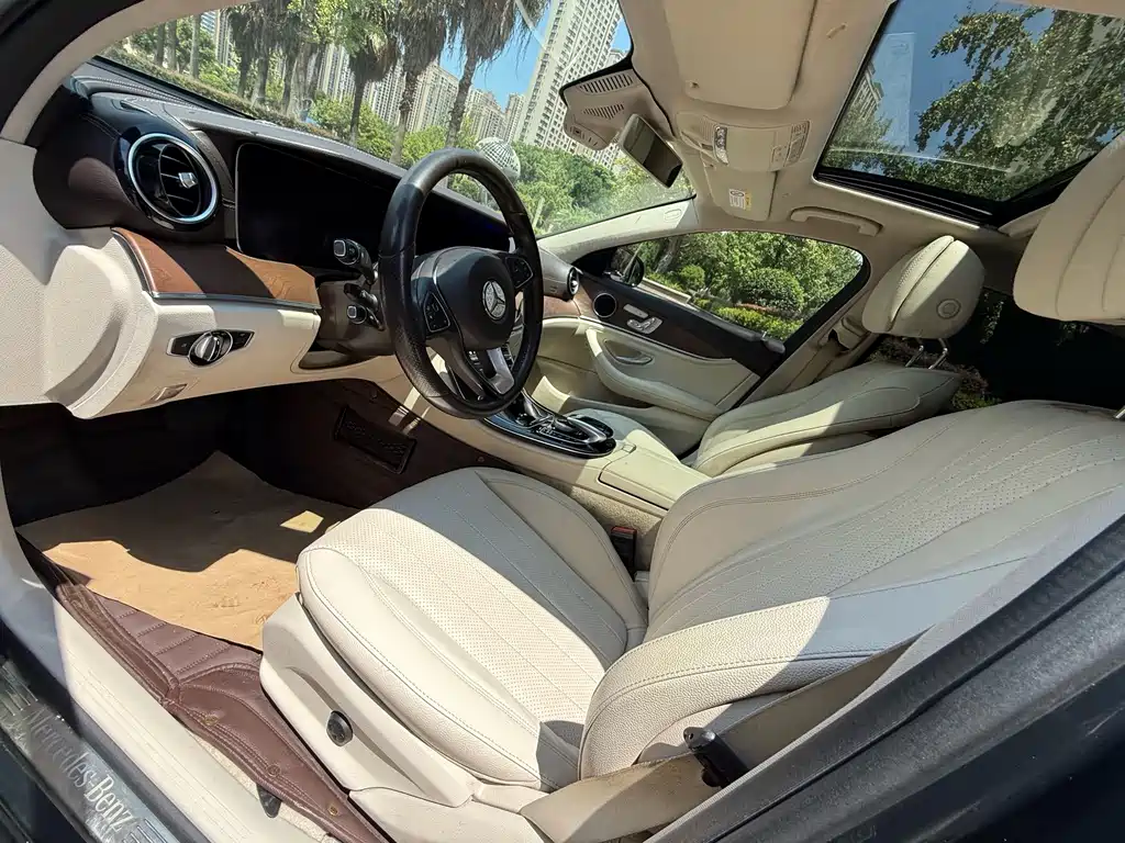 Mercedes-Benz E-Class 2017 — фото 10