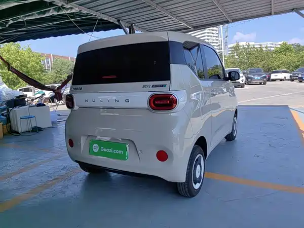 Wuling Hongguang MINIEV 2025