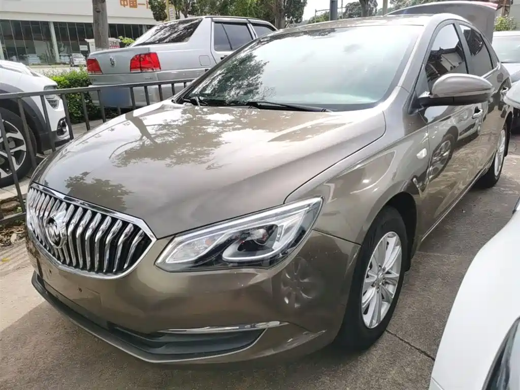 Buick Excelle 2016 — фото 1