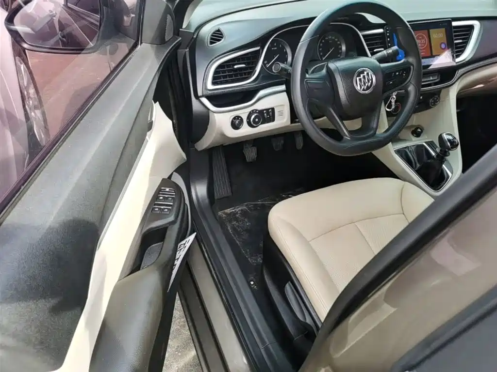 Buick Excelle 2016 — фото 16