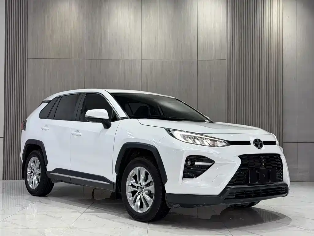 Toyota Wildlander 2023 — фото 3