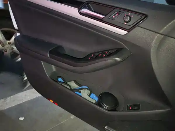 Volkswagen Sagitar 2018