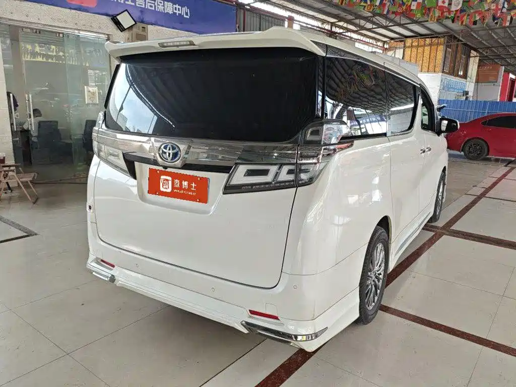 Toyota Vellfire 2020 — фото 3