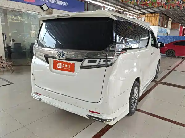 Toyota Vellfire 2020