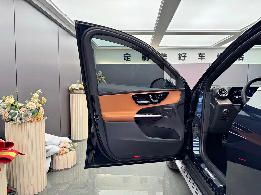Mercedes-Benz GLC 2025 — фото 11