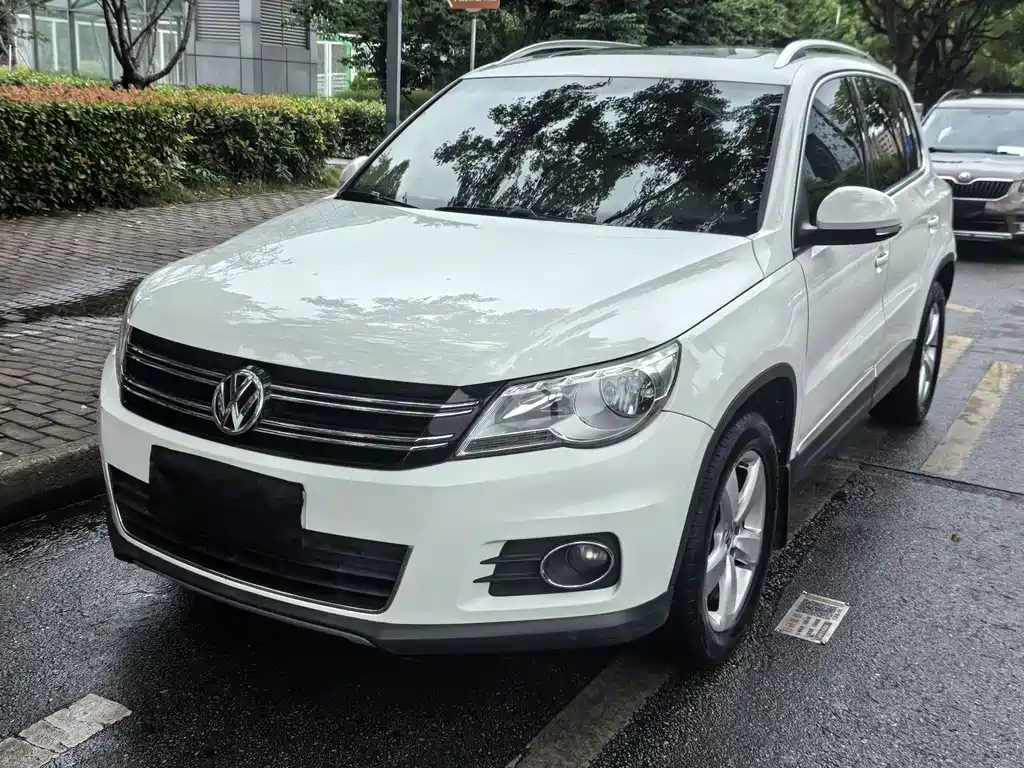 Volkswagen Tiguan 2013 — фото 3