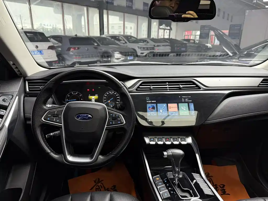 Ford Territory 2022 — фото 13