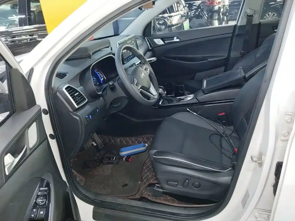 Hyundai Tucson 2019 — фото 15