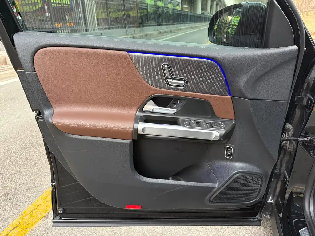 Mercedes-Benz GLB 2022 — фото 16