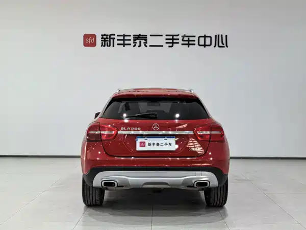Mercedes-Benz GLA 2016
