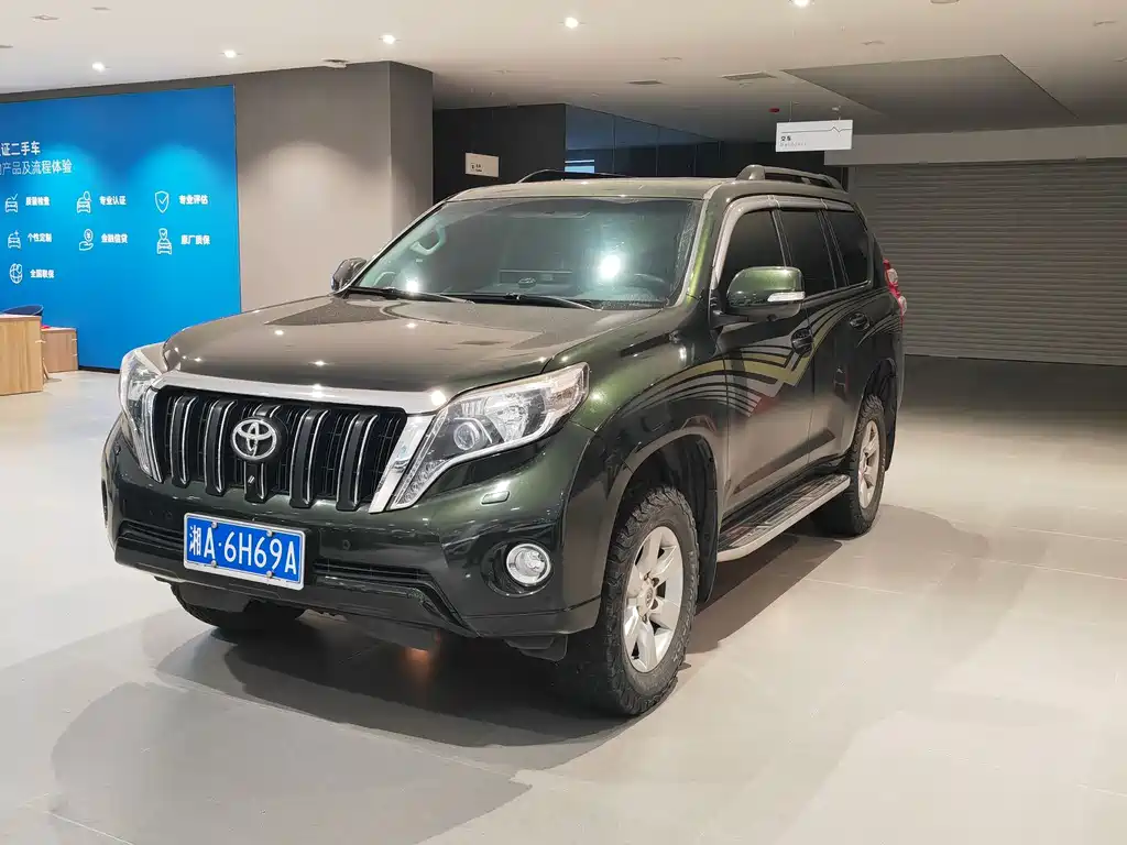 Toyota Prado 2016 — фото 7