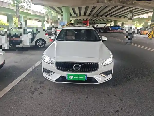 Volvo S60 2020