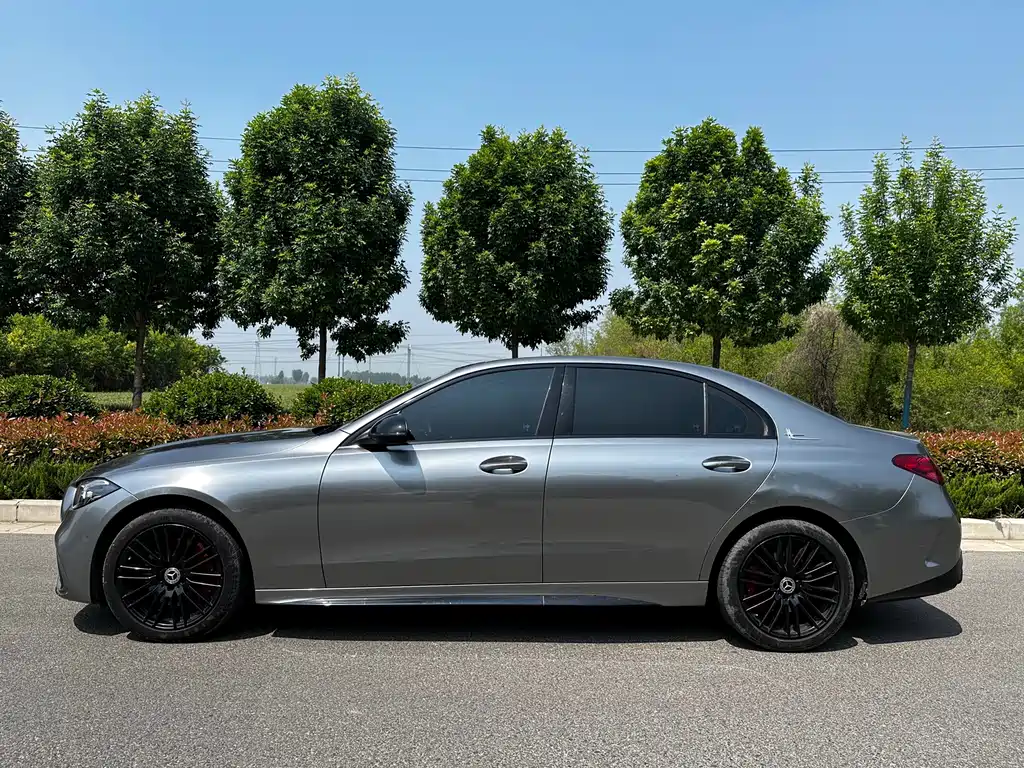 Mercedes-Benz C-Class 2022 — фото 4