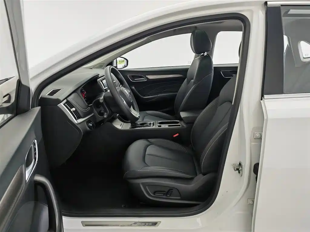 Roewe i6 Classic 2020 — фото 10