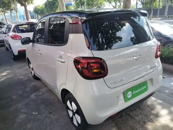 Wuling Hongguang MINIEV 2025