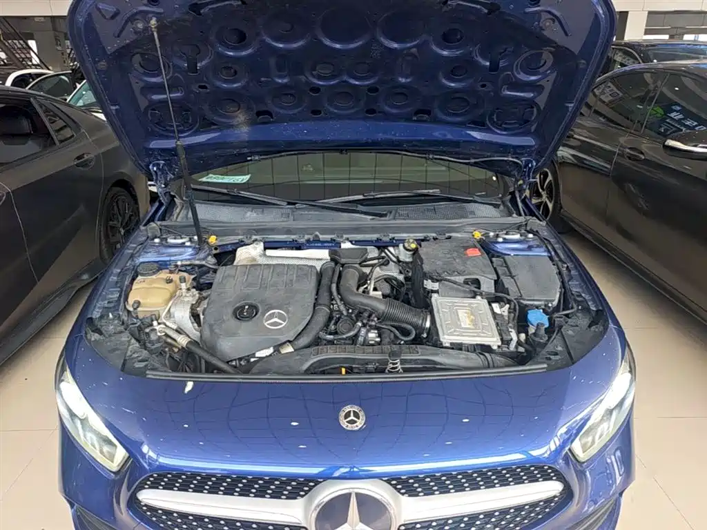 Mercedes-Benz A-Class 2020 — фото 20