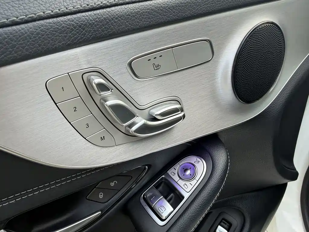 Mercedes-Benz C-Class 2021 — фото 13