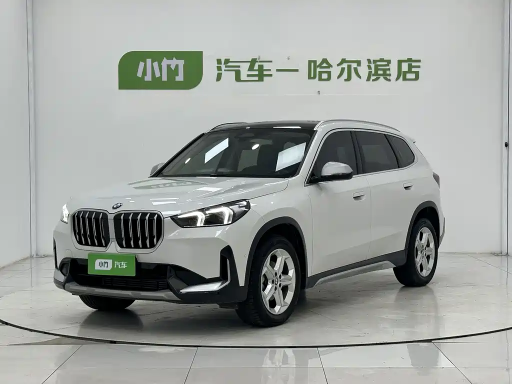 BMW X1 2023 — фото 1
