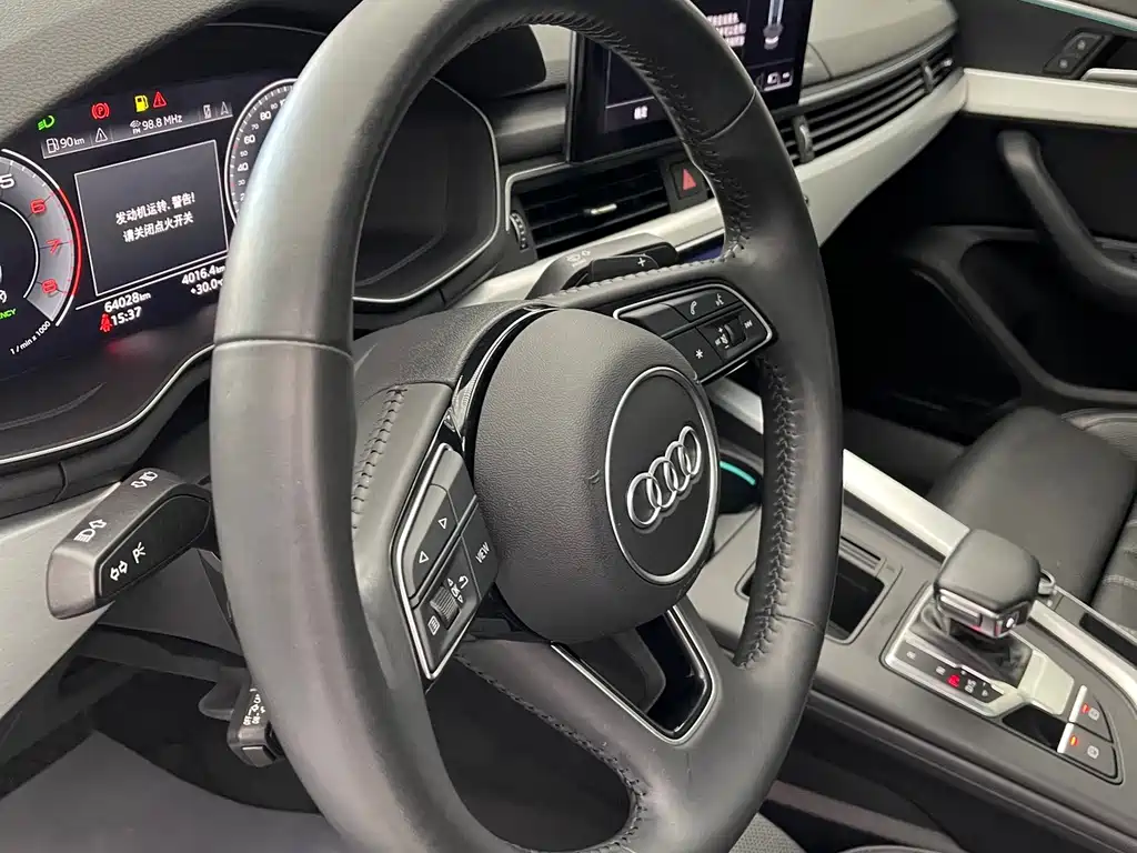 Audi A4L 2020 — фото 19