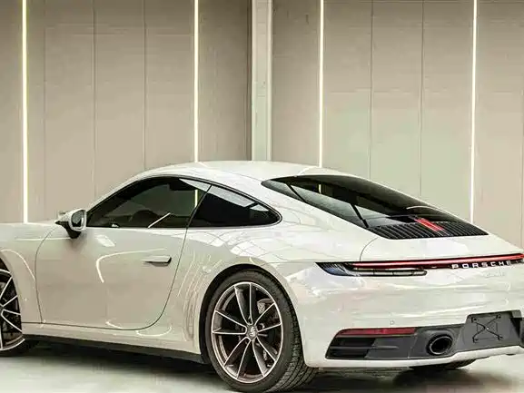Porsche 911 2024