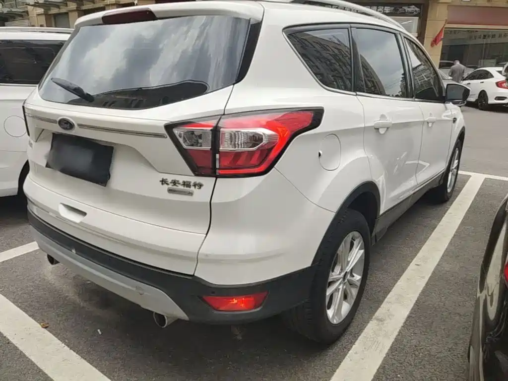 Ford Kuga 2018 — фото 5