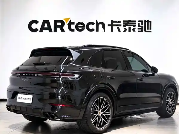 Porsche Cayenne 2025