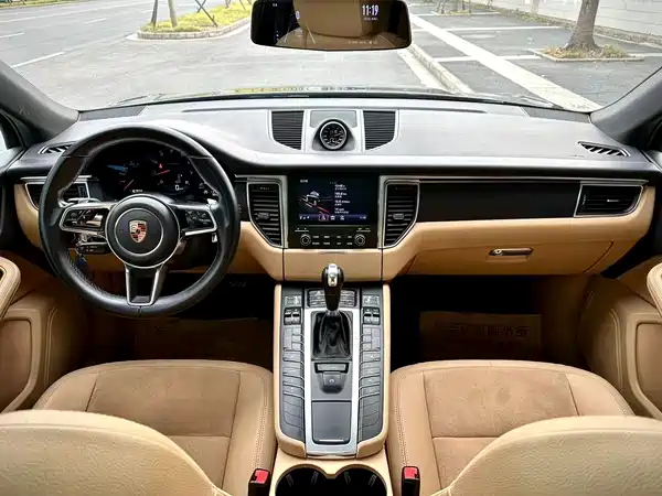 Porsche Macan 2017
