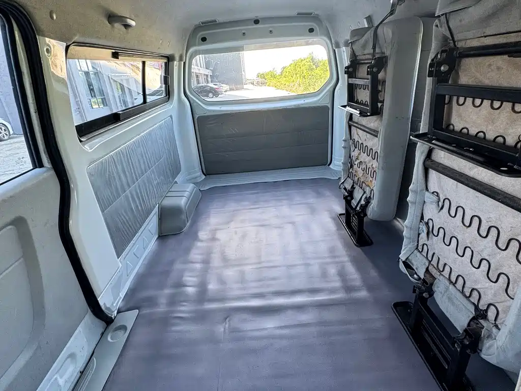 Jinbei New Hiace X30L 2022 — фото 9