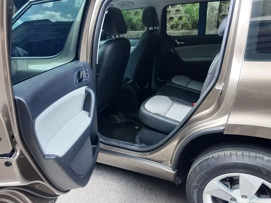 Skoda Yeti 2018 — фото 14