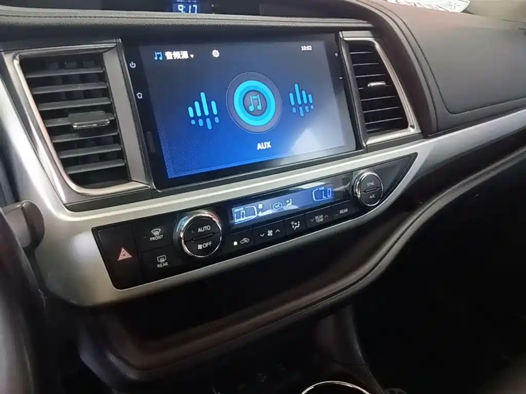 Toyota Highlander 2018 — фото 13