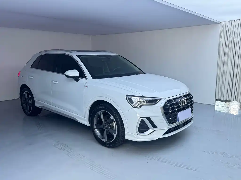 Audi Q3 2022