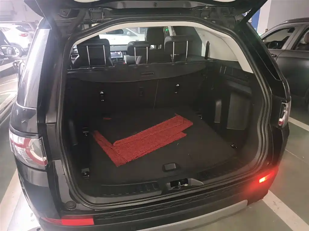 Land Rover Discovery Sport 2018 — фото 19