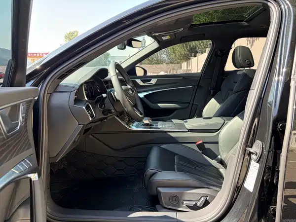 Audi A6L 2024