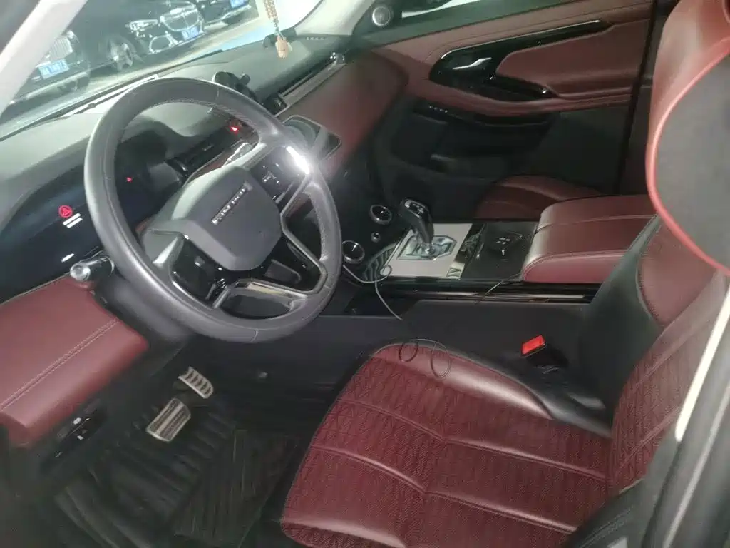 Land Rover Range Rover Evoque 2021 — фото 11