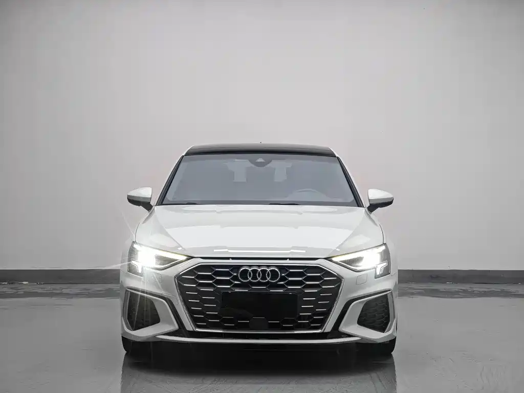 Audi A3 2022 — фото 2